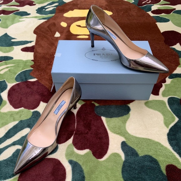 Prada Pumps - Picture 1 of 11